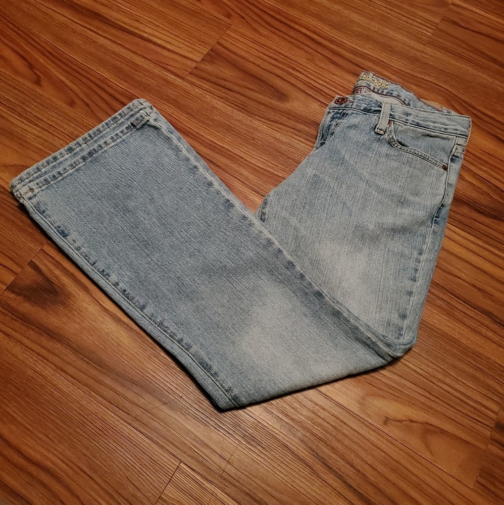 American Eagle Light Wash Jeans
